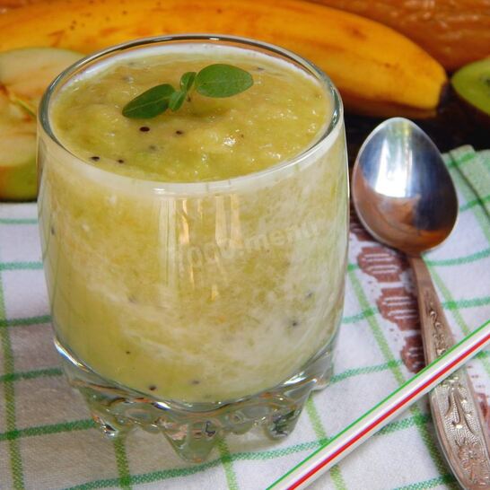 Рецепт смузи яблоко киви банан