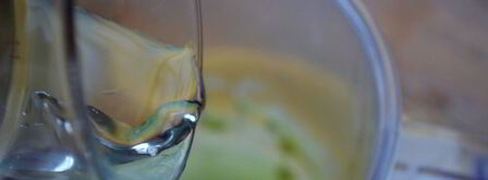 зеленый смузи с киви и огурцом. Шаг 3