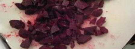 витаминный напиток из свеклы, красного апельсина и клубники. Шаг 2