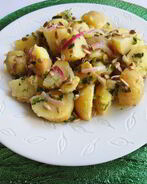 Салат из молодого картофеля