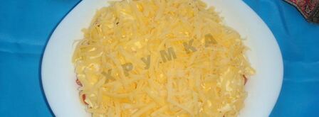 классический восточный салат с колбасой. Шаг 10