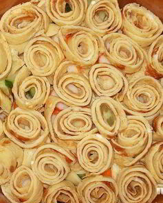 Салат из говядины с омлетом