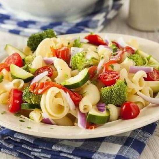 Рецепт салат из макарон с овощами