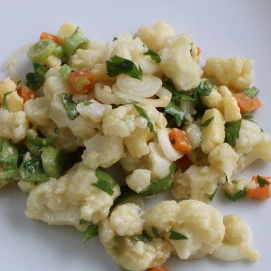Рецепт салат из цветной капусты с сыром