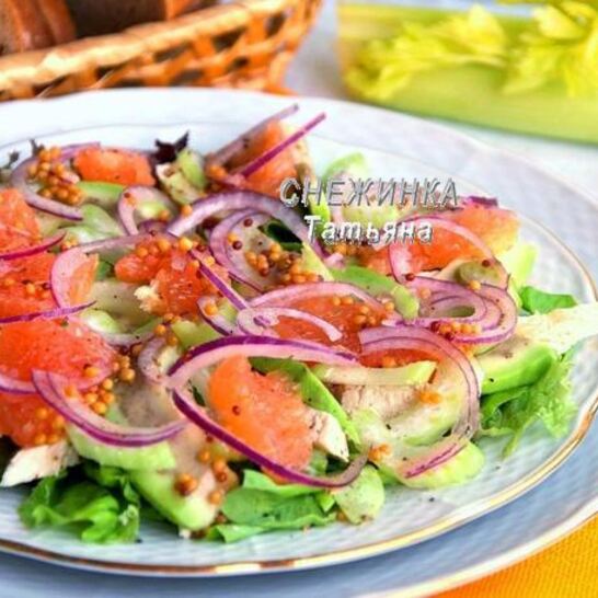 Рецепт салат с авокадо, курицей, сельдереем и грейпфрутом