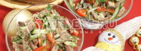салат с говядиной, овощами и зеленью. Шаг 7