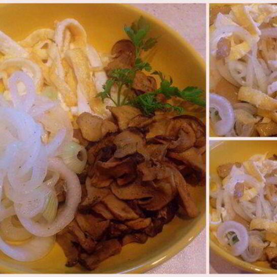 Рецепт салат с грибами и белковым блинчиком