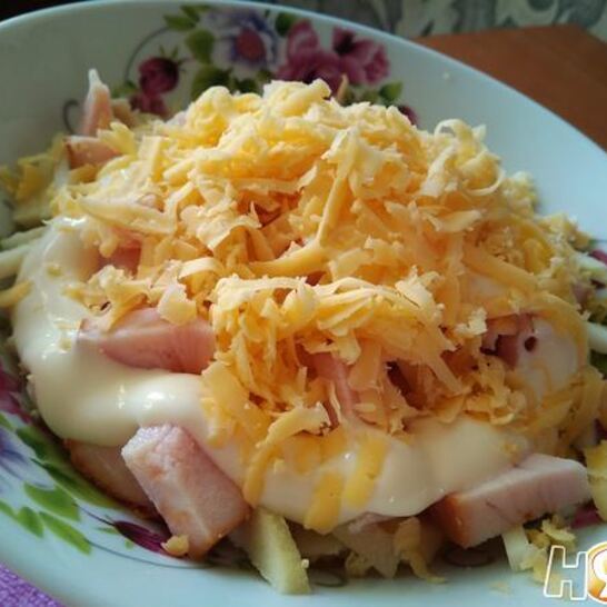 Рецепт салат с копченой курицей и помидором