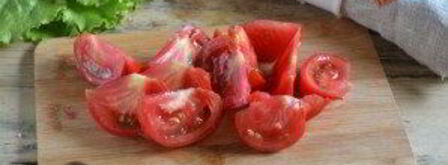 салат цезарь с курицей и сухариками. Шаг 4