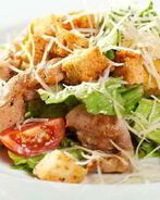 Салат цезарь с курицей