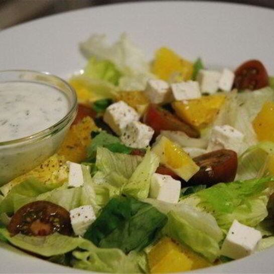 Рецепт свежий салат с черри, апельсинами и фетой