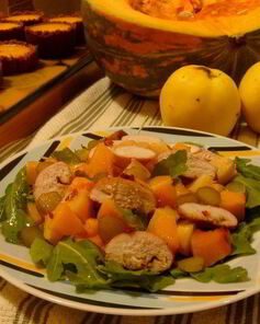 Теплый осенний салат с курицей