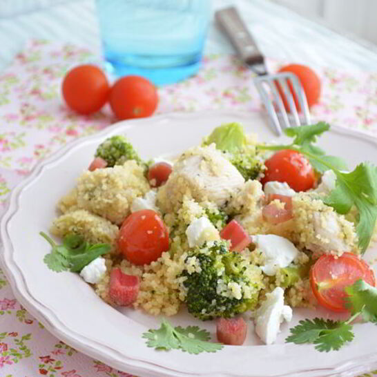 Рецепт теплый салат с индейкой, замаринованной с ревенем