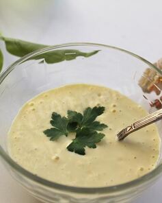 Пикантный чесночный соус с горчицей и лимонным соком