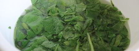 соус из ботвы редиса. Шаг 2