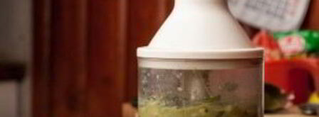 соус с авокадо. Шаг 2