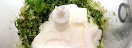 зеленый сметанный соус. Шаг 4