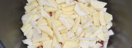 борщ с килькой в мультиварке. Шаг 3