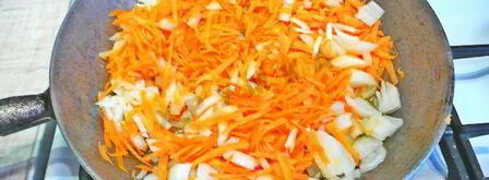 борщ с тушенкой и капустой. Шаг 3