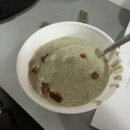 Рецепт крем-суп из грибов и курицы в мультиварке