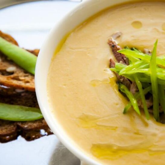 Рецепт крем-суп из нута с утиной грудкой