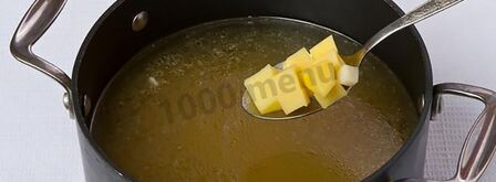 польский суп журек в хлебе. Шаг 8