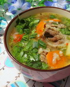 Рисовый суп с бараниной и курицей