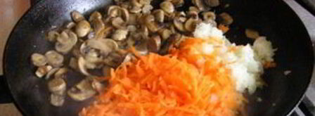 солянка с грибами в мультиварке. Шаг 2