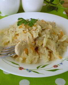 Солянка с курицей и капустой