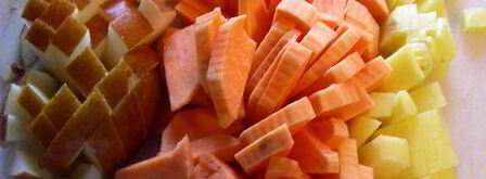 пряный морковный суп-пюре с бататом, грибами и грушей. Шаг 2