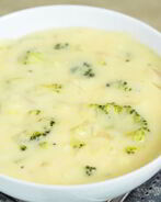 Суп-пюре из брокколи и сыра