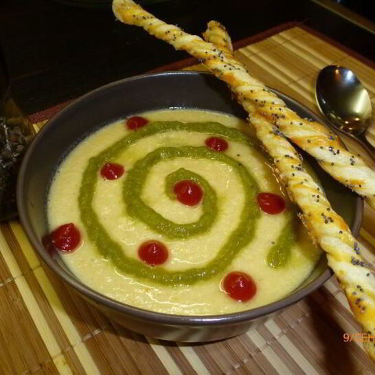 Рецепт суп-пюре из чечевицы с курицей и маковыми палочками