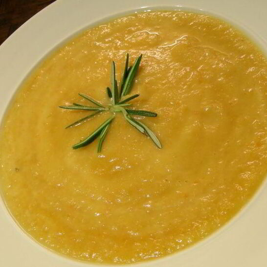 Рецепт суп-пюре из корнеплодов с имбирем и розмарином