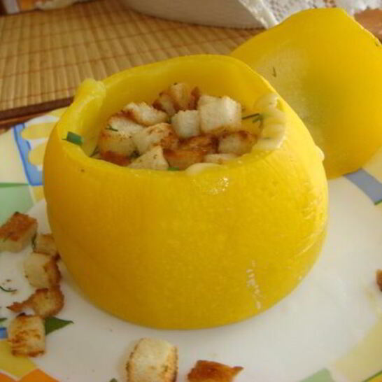 Рецепт суп-пюре в съедобном горшочке