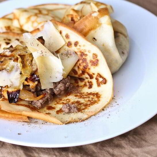 Рецепт блины с говядиной и луком