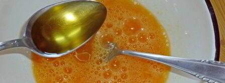 блины с творогом, обжаренные на сливочном масле. Шаг 3