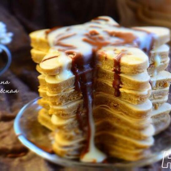 Рецепт кофейные панкейки с шоколадным соусом