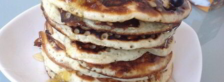 панкейки с черной смородиной. Шаг 6