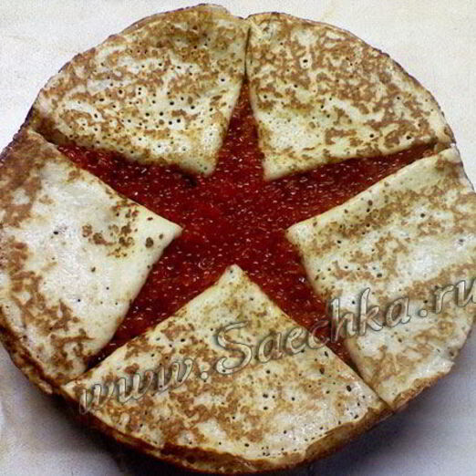 Тонкие блинчики с дырочками