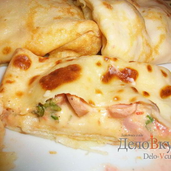 Рецепт тонкие блины с начинкой и соусом из свежих томатов