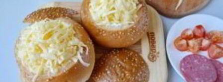 булочки, фаршированные омлетом, на завтрак. Шаг 8