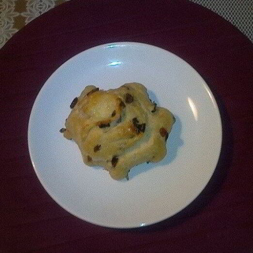 Булочки сдобные с изюмом из картофельного дрожжевого тест