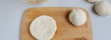 сырные булочки с мясной начинкой. Шаг 8