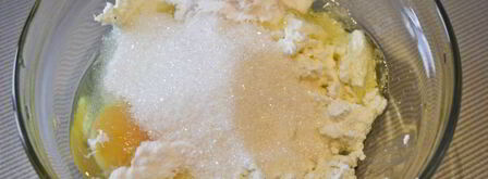 творожные булочки с шоколадом. Шаг 2