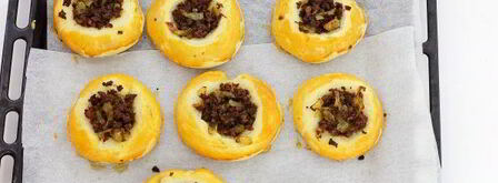 ватрушки с мясом. Шаг 10