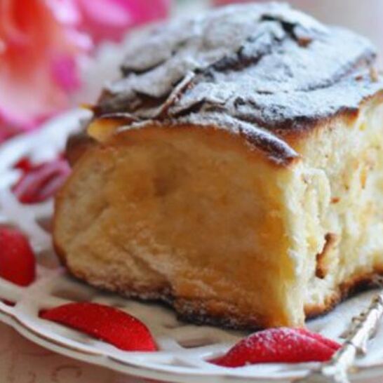 Рецепт весенние булочки с марципаном