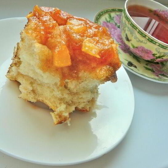 Рецепт влажные коричные булочки в яблочной карамели