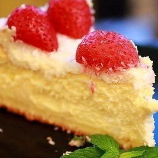 Рецепт лимонный чизкейк с клубникой и кокосом