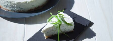 несладкий чизкейк с фетой и луком. Шаг 9