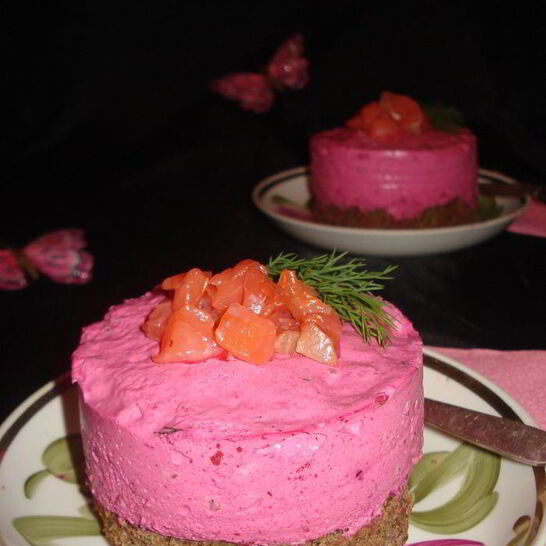 Рецепт свекольный чизкейк с форелью